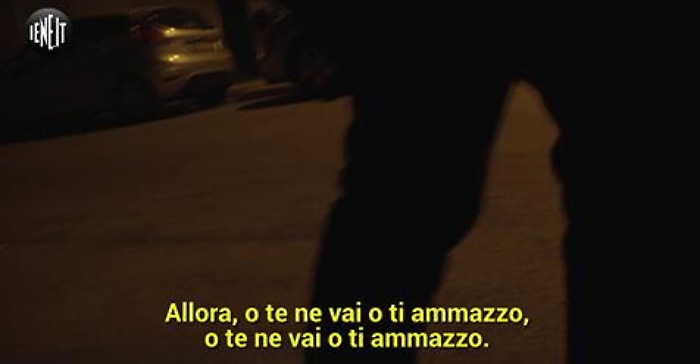 Calci e pugni a troupe "Iene" per servizio su morte di Aldo Naro