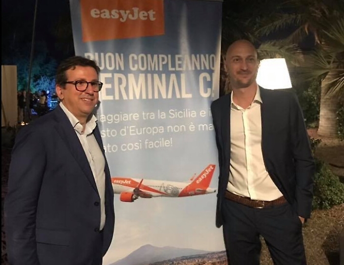 Catania, easyJet festeggia il primo compleanno del Terminal C