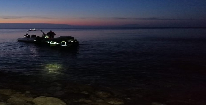 A Sciacca si grida al "miracolo": cade da altezza di 80 metri e si salva