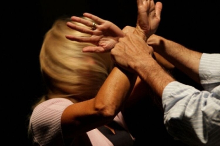 Catania: accecato dalla gelosia evade dai domiciliari per punire la fidanzata