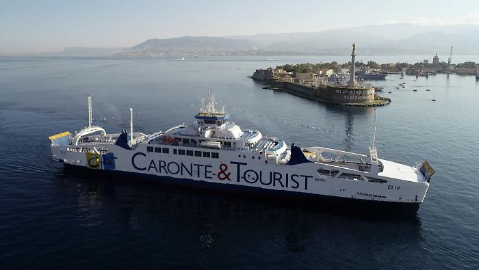 Caronte & Tourist