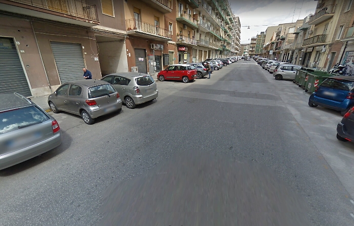 Bomba carta per una pizzeria di Siracusa: estorsione o minaccia privata?