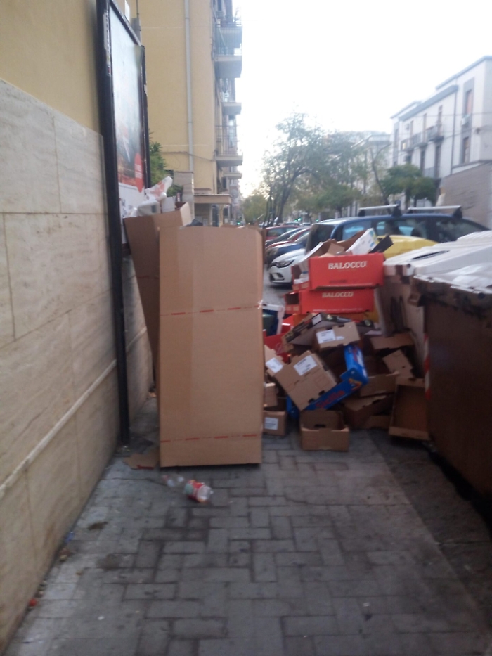 Catania: divieto di "transito" in via Lavaggi