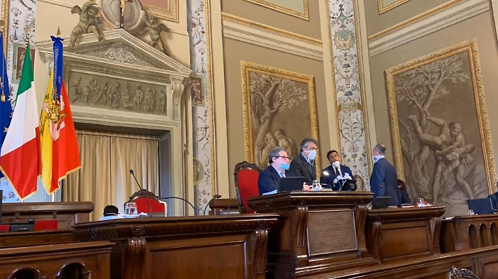 Comincia il cammino della finanziaria regionale all'Ars: due settimane per approvarla