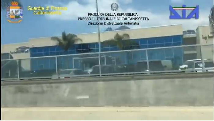 Mafia, sequestrati beni per 68 milioni ai re della rivendita delle auto gelesi
