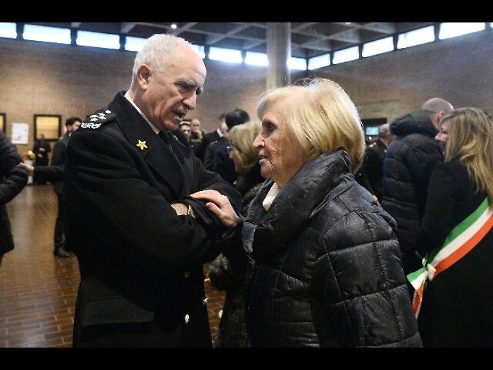 Uno Bianca, Zecchi salta commorazione