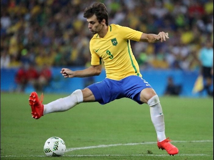 Rodrigo Caio niente Italia,va a Flamengo