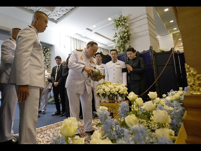 A via funerali Bangkok patron Leicester