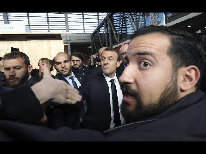 Macron, 'tempesta in bicchier d'acqua'