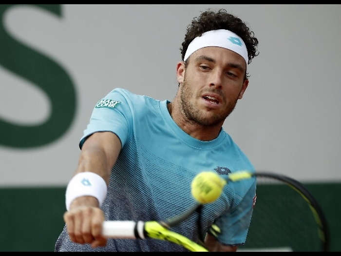 Tennis: Parigi, Cecchinato ai quarti