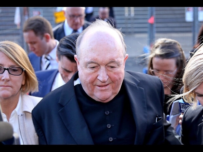 Papa 'commissaria' diocesi di Adelaide