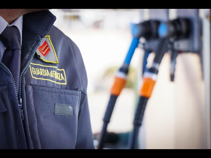 Distributore economico ma era abusivo