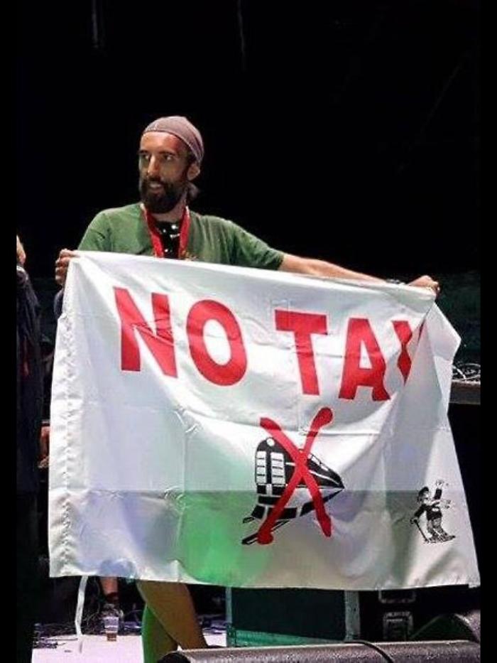 Revocati domiciliari leader Askatasuna