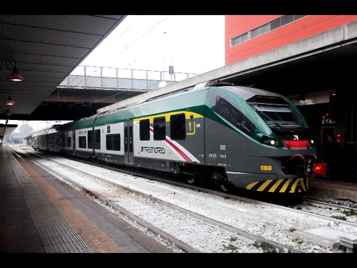 Rapine in treno, arrestato ragazzino