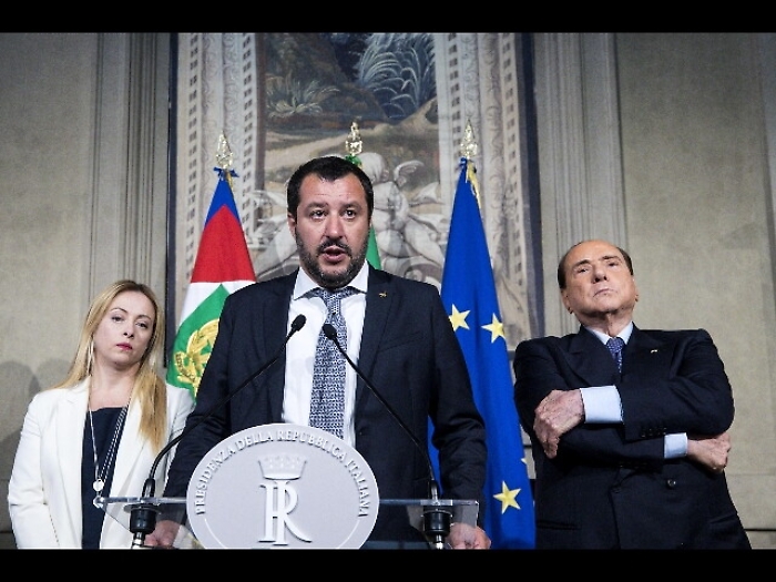 Salvini, entro 24 ore dir&ograve; qualcosa