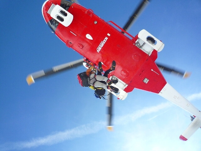 Slavina a Pila, sciatori coinvolti