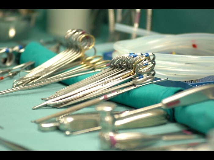 Con la terza media faceva chirurgo