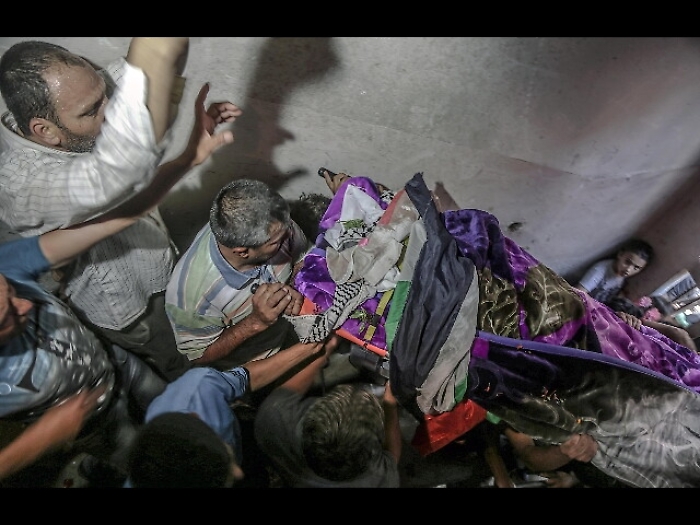 Palestinese uccisa, aveva mani in alto