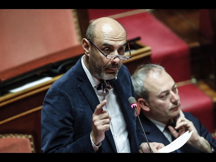 M5s: addio ddl Pillon, ora nuovo testo