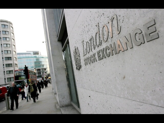 Borsa:Europa apre positiva,Parigi +0,18%