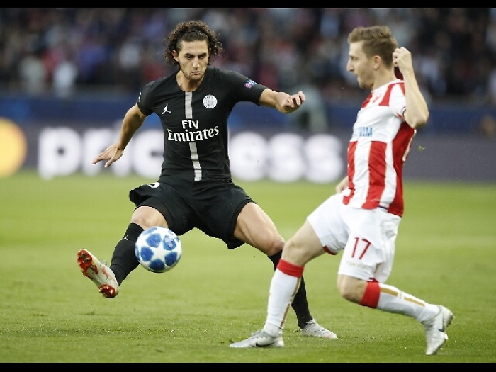 Rabiot sospeso 6 giorni per un 'like'