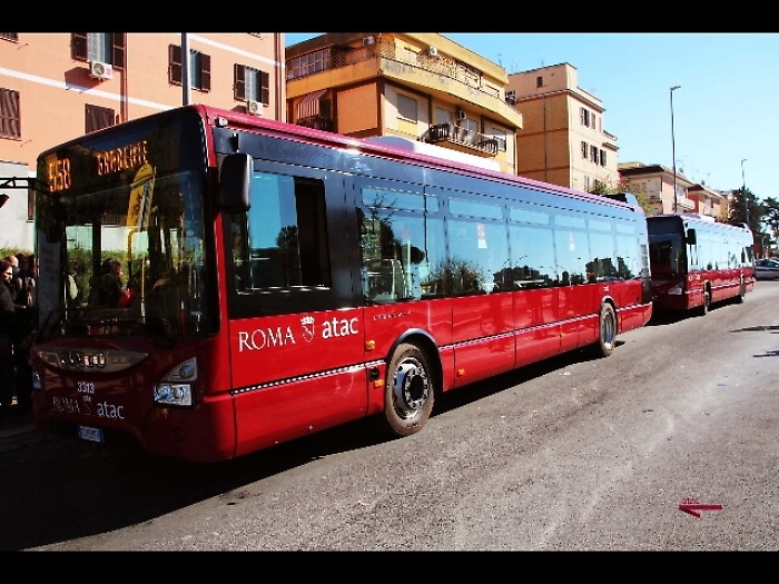 Atac: urne aperte per referendum a Roma