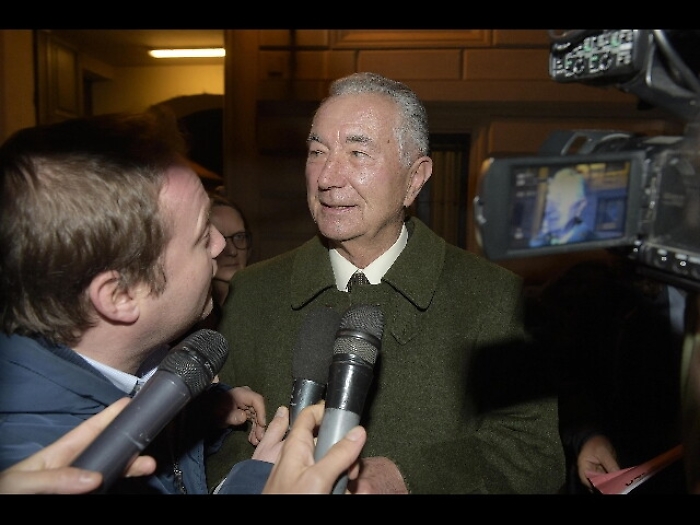 Pop.Vicenza: sequestro 15mln verso Zonin