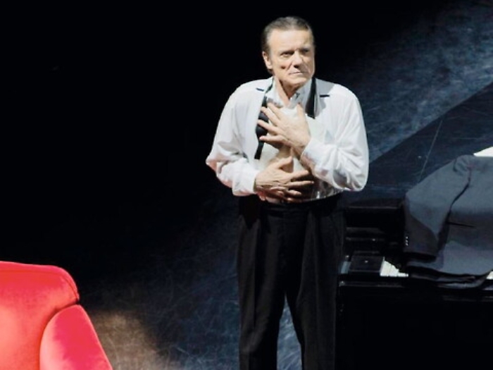 Catania, Massimo Ranieri: &laquo;La mia vita dentro l&rsquo;opera di Cechov&raquo; 