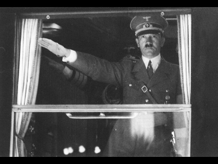 Birra di Hitler, polemica a Rimini