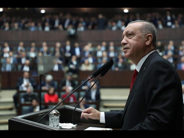 Libia: Erdogan, voto su invio truppe