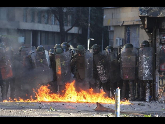 Cile, 2 corpi carbonizzati in negozio