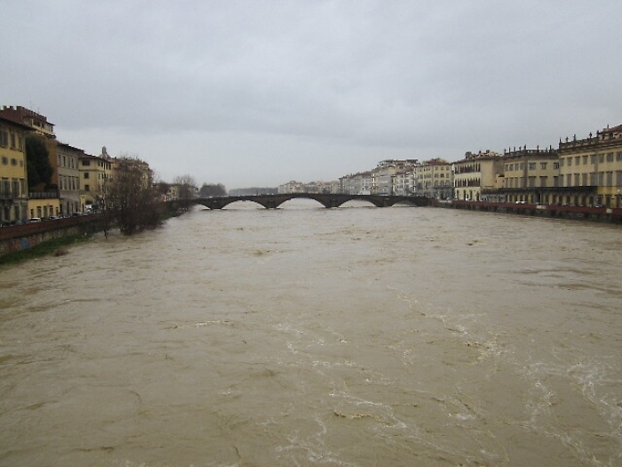 Maltempo: Sieve esonda nel Fiorentino