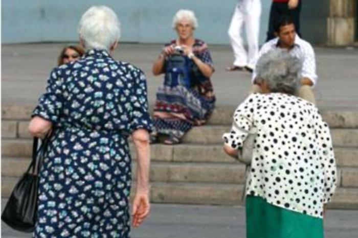 Salute: Istat, speranza vita raggiunge massimo storico, 82,3 anni nel 2018