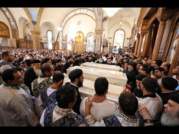 Egitto: uccisi autori attacco a copti