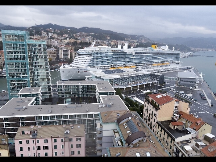 Debutta Costa Smeralda, prima nave a gnl