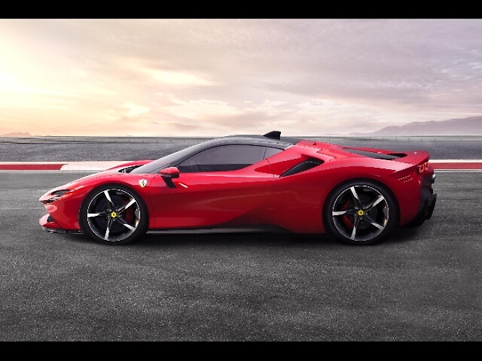 Svolta ibrida Ferrari,ecco SF90 Stradale