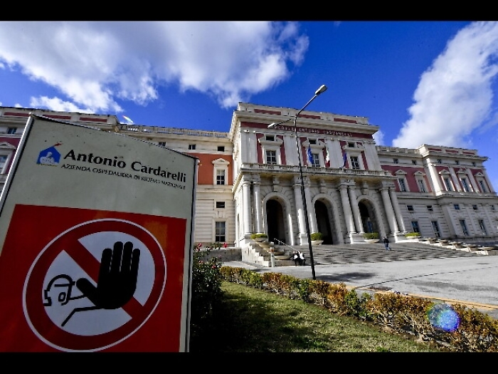 Aggredito da baby gang, grave ambulante