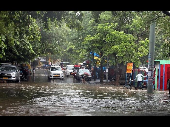 Monsoni devastano Nord India, 37 morti