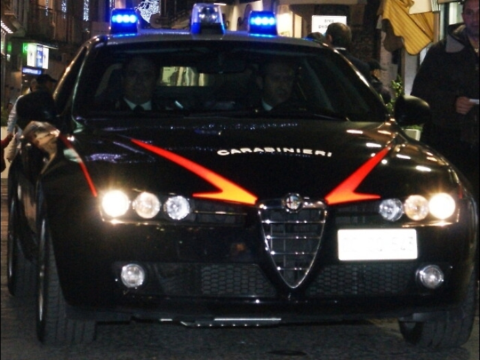 Maltratta per 10 anni moglie e figli