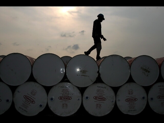 Petrolio: in calo a Ny a 54,50 dollari