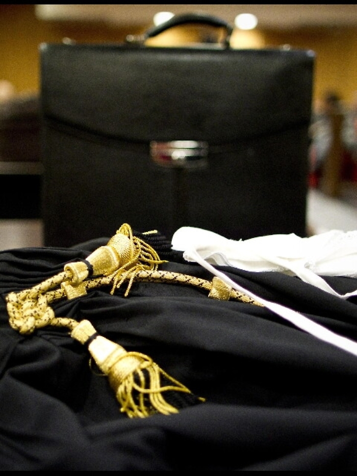 Auto gratis, 4 anni a gen. Gdf Minervini