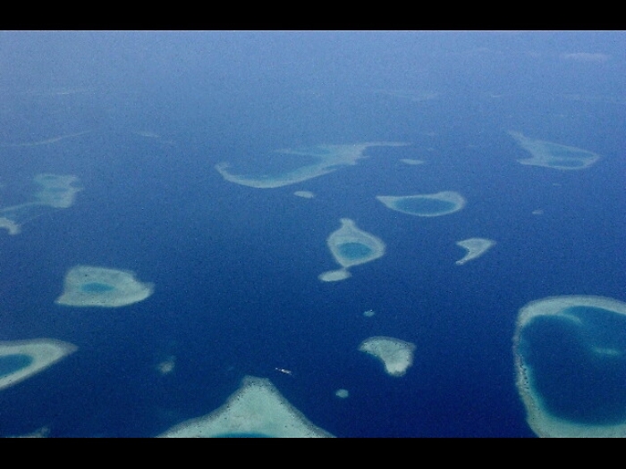 Maldive: seggi aperti