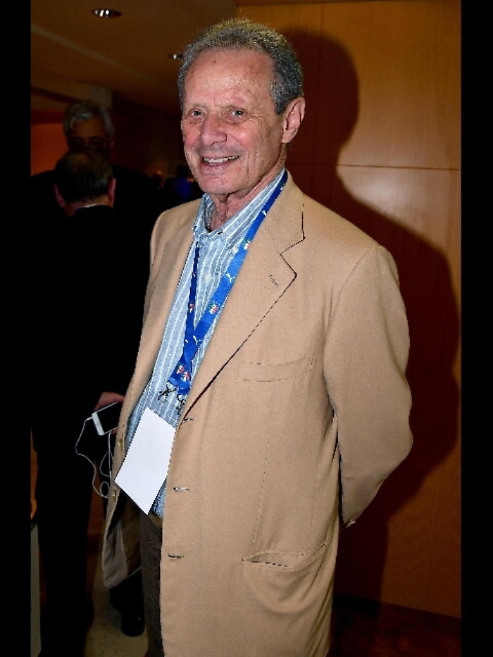 Tfn, due mesi di inibizione a Zamparini