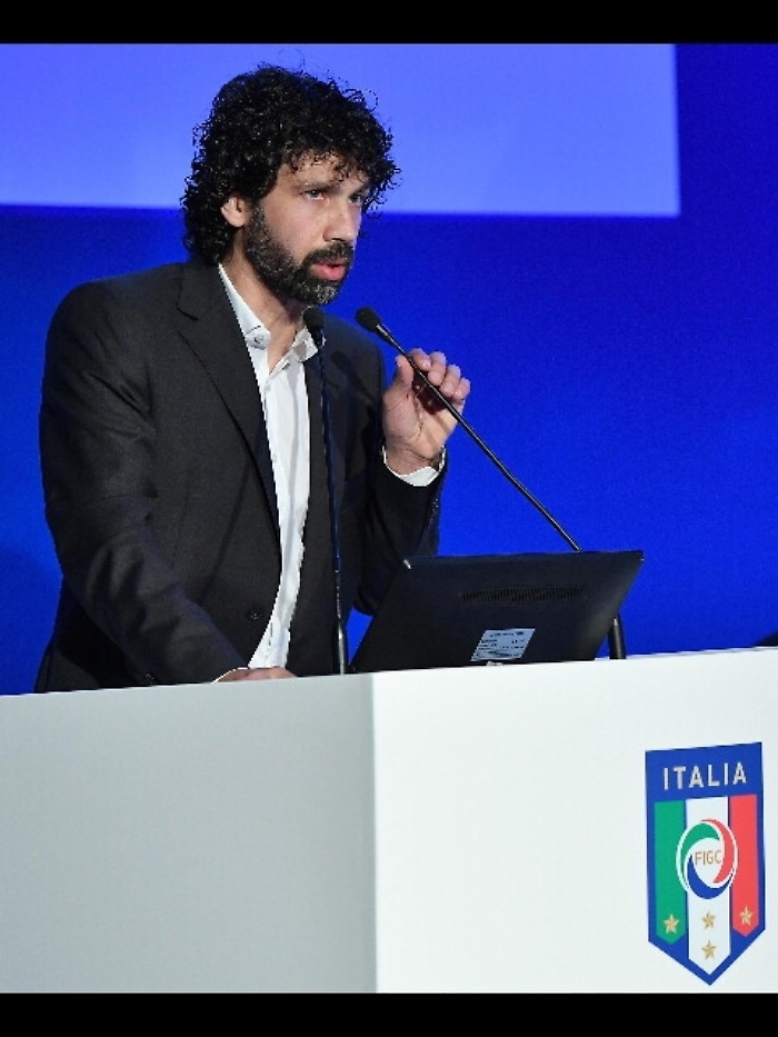 Calcio: Arezzo, senza stipendi sciopero