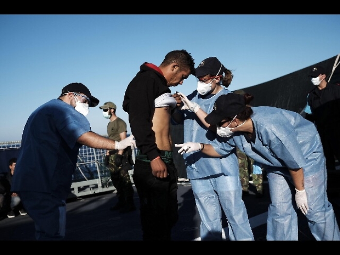 Migranti: 46 morti in naufragio Tunisia