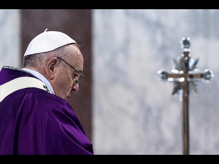 Papa 'commissaria' diocesi ribelle