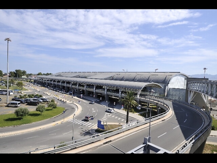 Connect, 80 compagnie aeree a Cagliari