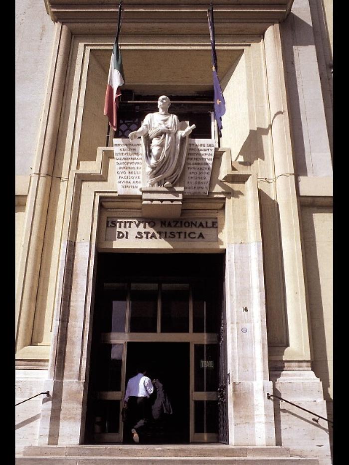 Pressione fisco gi&ugrave; a 42,3% in 2/O trim.