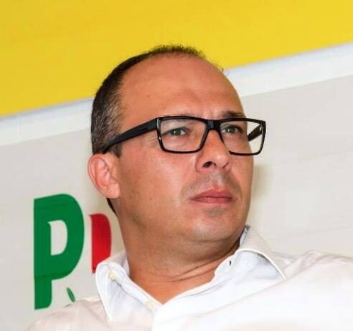 Pd, ecco il piano per rottamare il segretario Davide Faraone