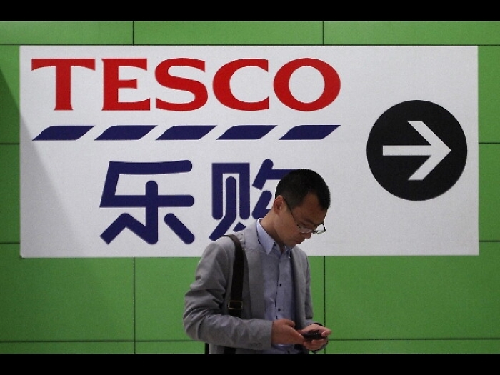 Pechino, caso cartoline &egrave; una farsa